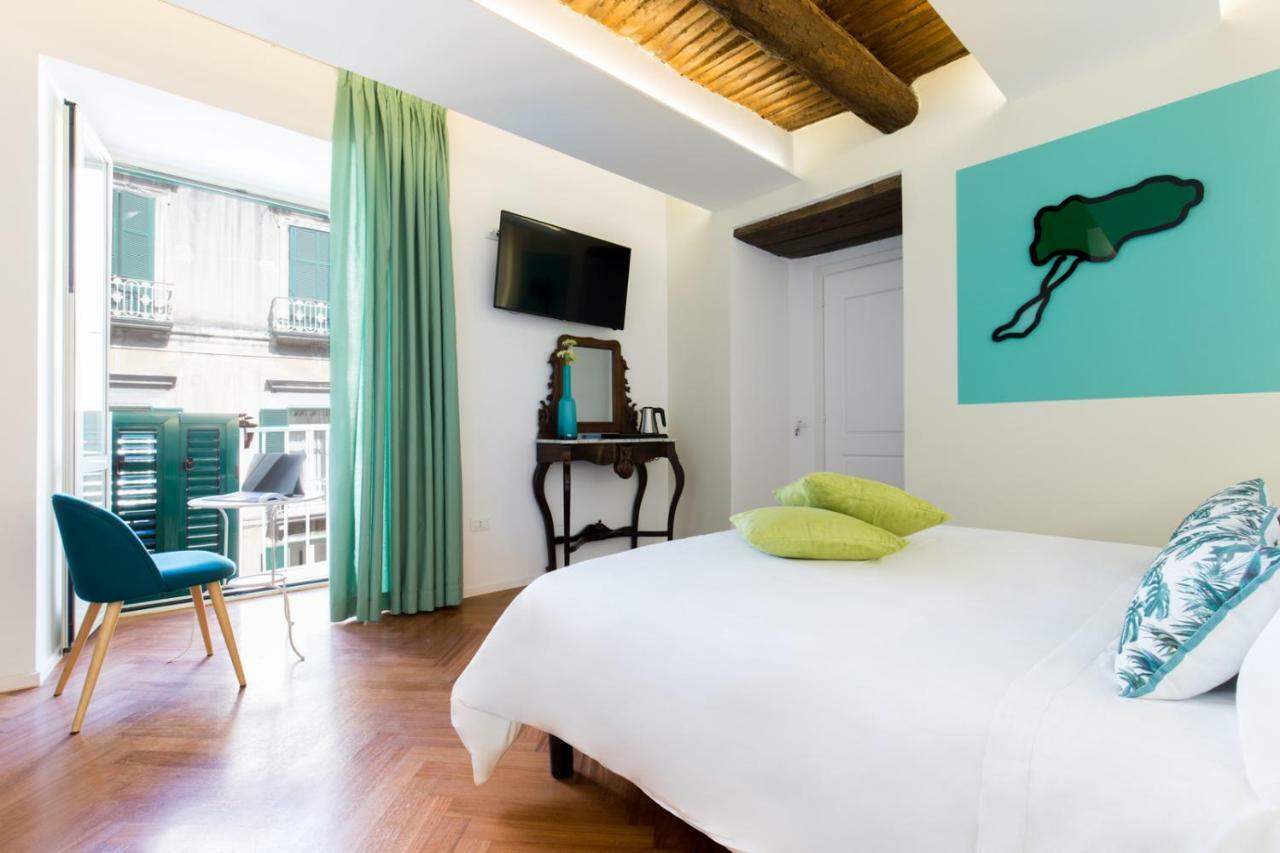 Duetto Al Duomo Hotel เนเปิลส์ ภายนอก รูปภาพ