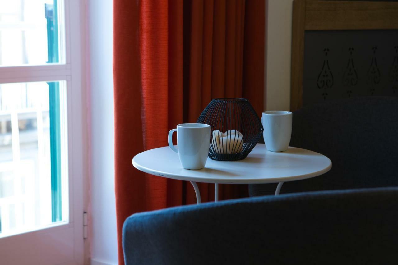 Duetto Al Duomo Hotel เนเปิลส์ ภายนอก รูปภาพ
