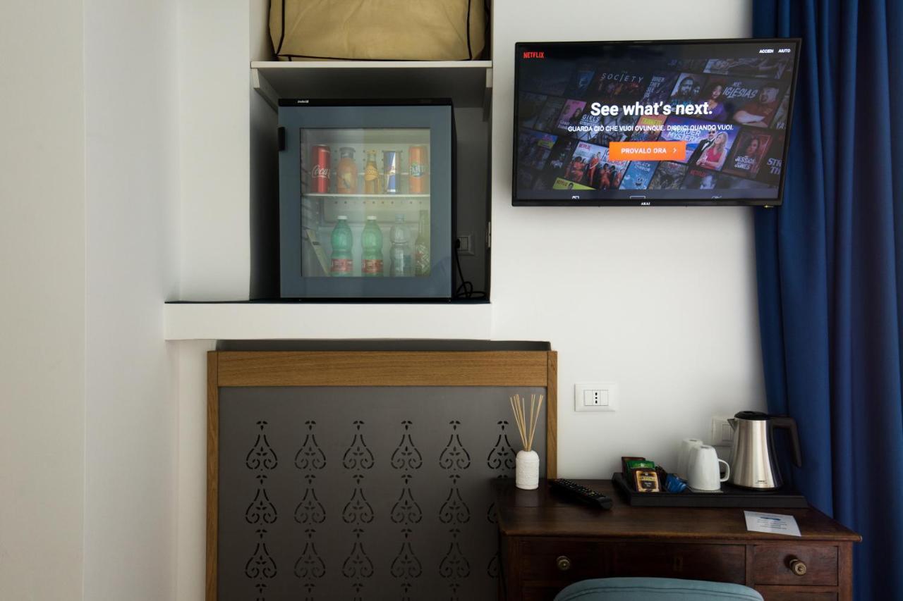Duetto Al Duomo Hotel เนเปิลส์ ภายนอก รูปภาพ